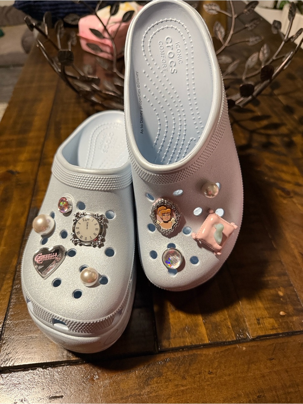 CROCS Siren Cinderella 75th Anniversary Heels . - Picture 4 of 9